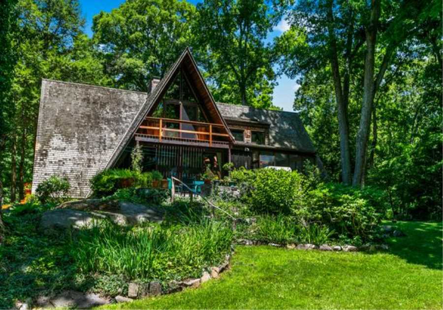 Just North of NYC, This $1.7M Cabin Is Not Your Average A-Frame