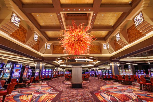 In the Atlantis casino, glass artist Dale Chihuly’s massive <i>Temple of the Sun</i>, one of four sculptures Chihuly created for the property, was my lodestar, guiding me toward Marina Village.