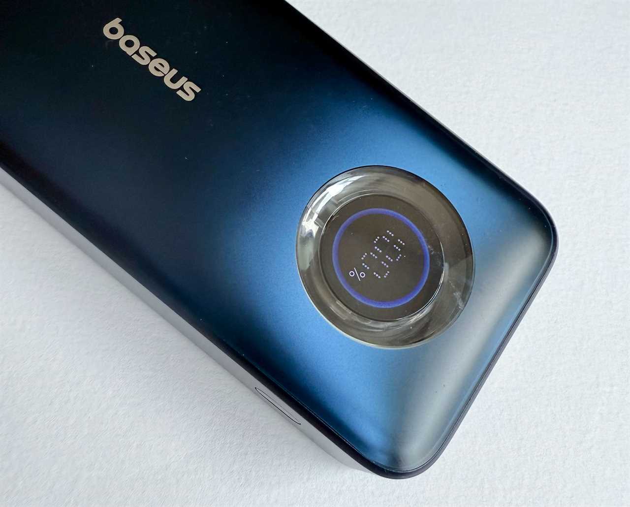 Baseus EnerCore CR11 Power Bank detail