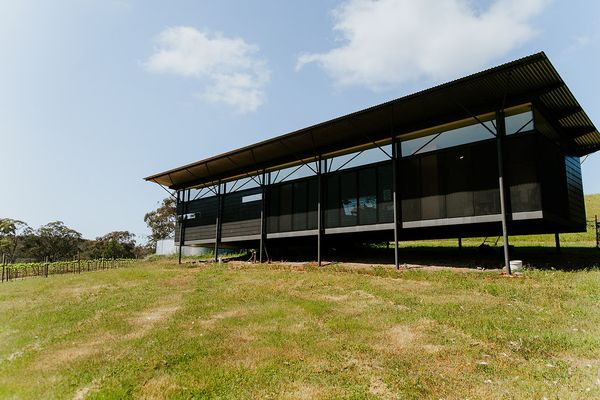 Here’s a Rare Chance to Own a Home by Pritzker Prize–Winner Glenn Murcutt