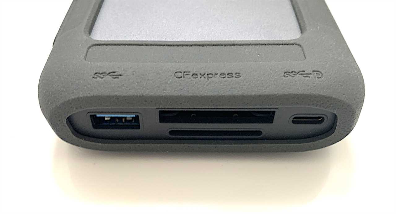 UnifyDrive UT2 review: Fantastically versatile portable NAS for field use