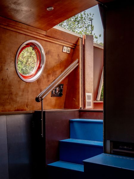 £32 Gets You Aboard This Floating Wood-Fired Sauna in London