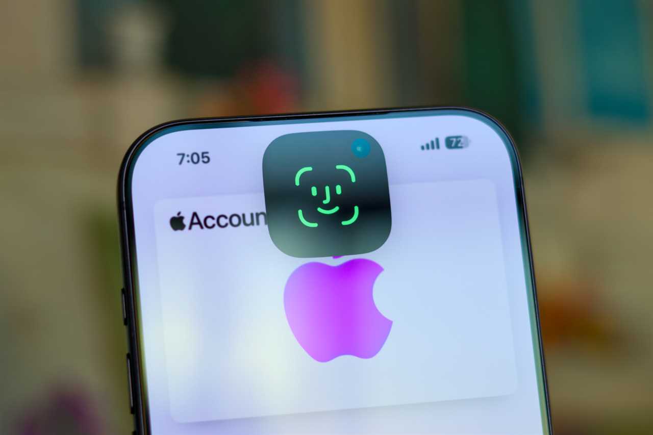 iPhone 17 Pro Max Face ID screen cutout