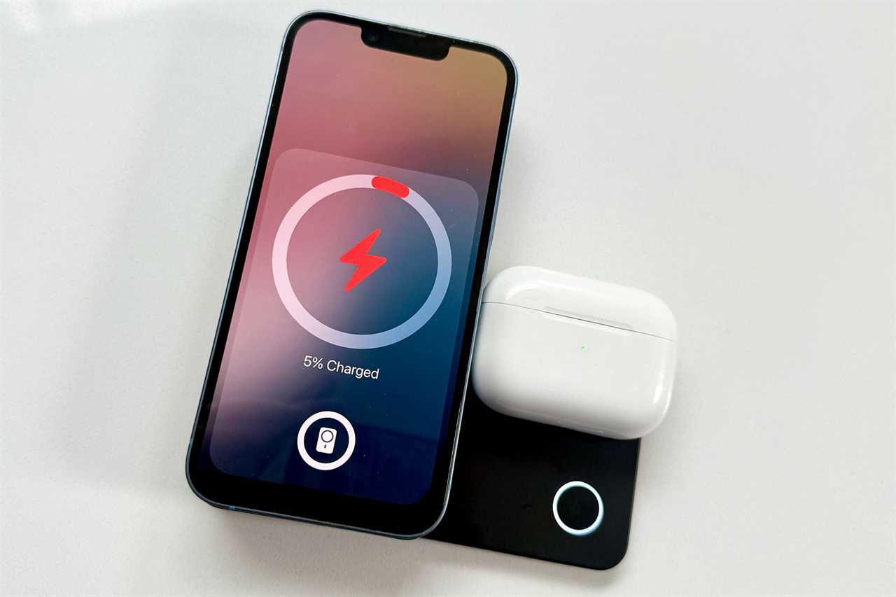 KUXIU K1 15W Fast Charging 3 in 1 MagSafe Power Bank AirPods