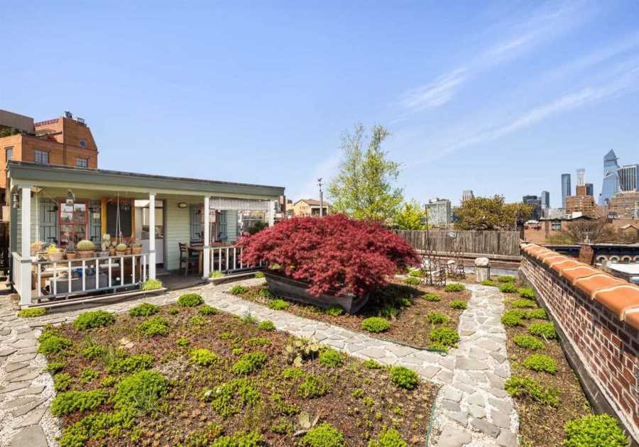 A $10.5M Cottage Hits the Market in NYC—and Everything Else You Need to Know About This Week